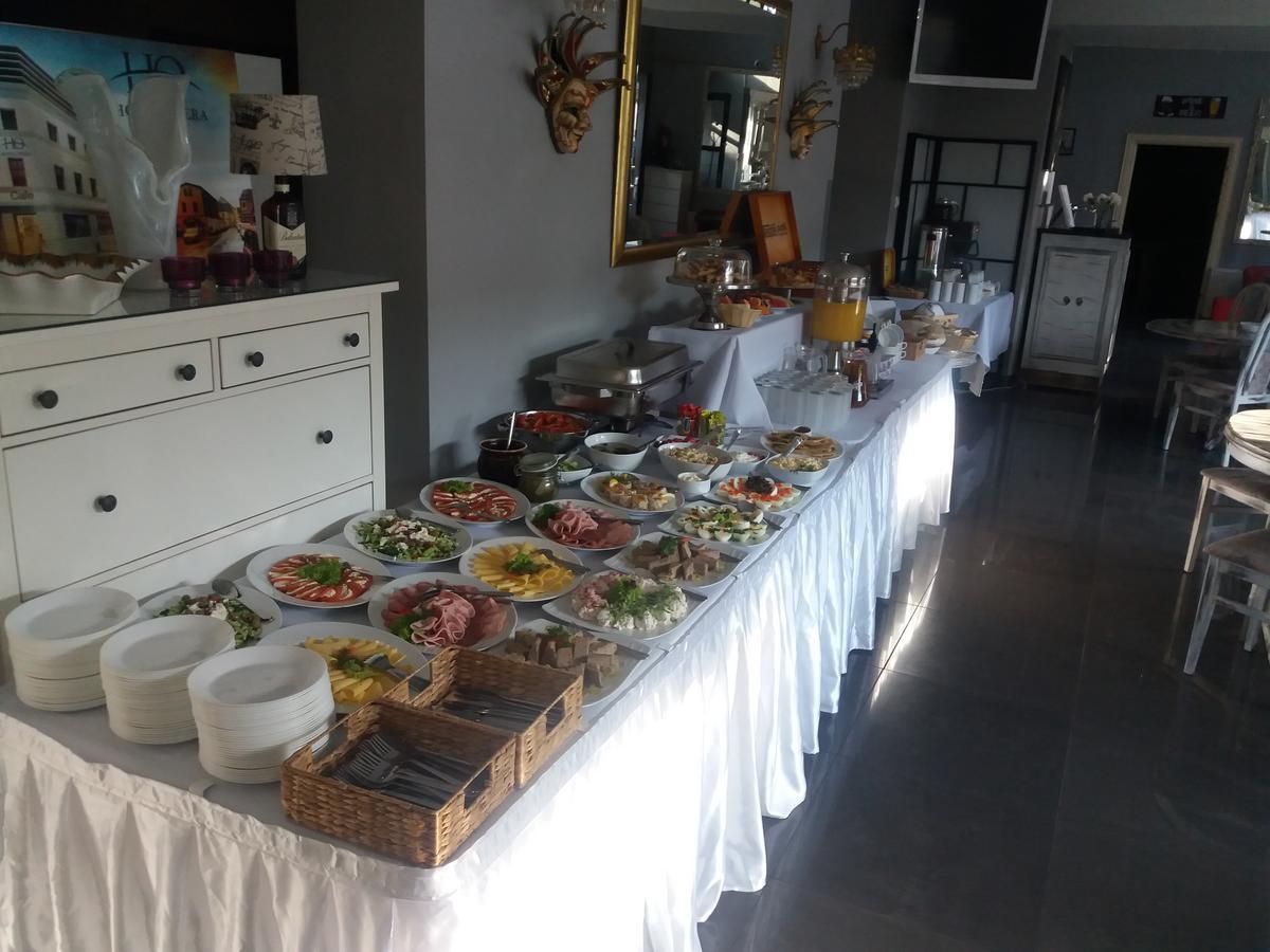 Hotel Opera Tarnowskie Góry Dış mekan fotoğraf