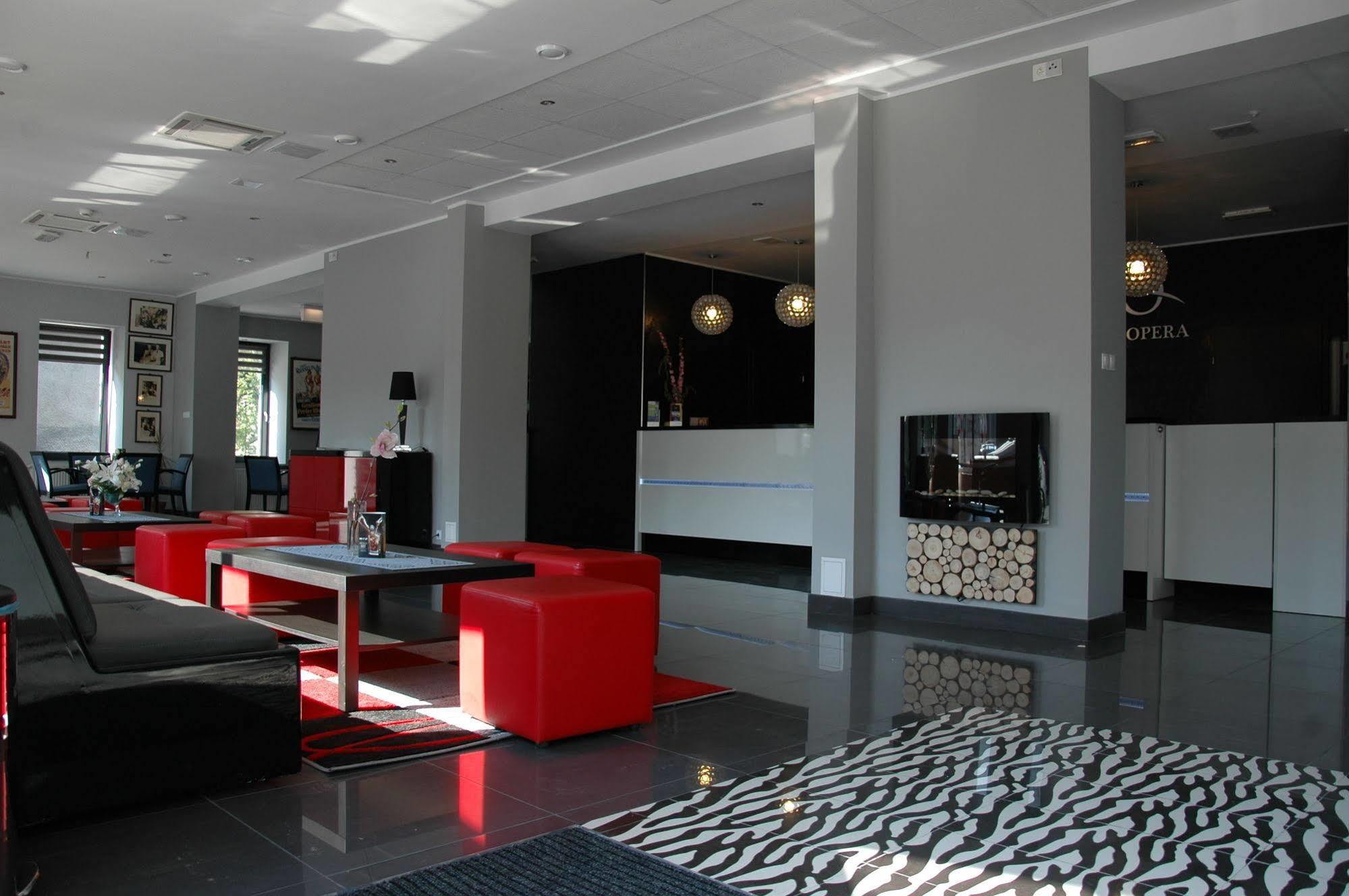 Hotel Opera Tarnowskie Góry Dış mekan fotoğraf